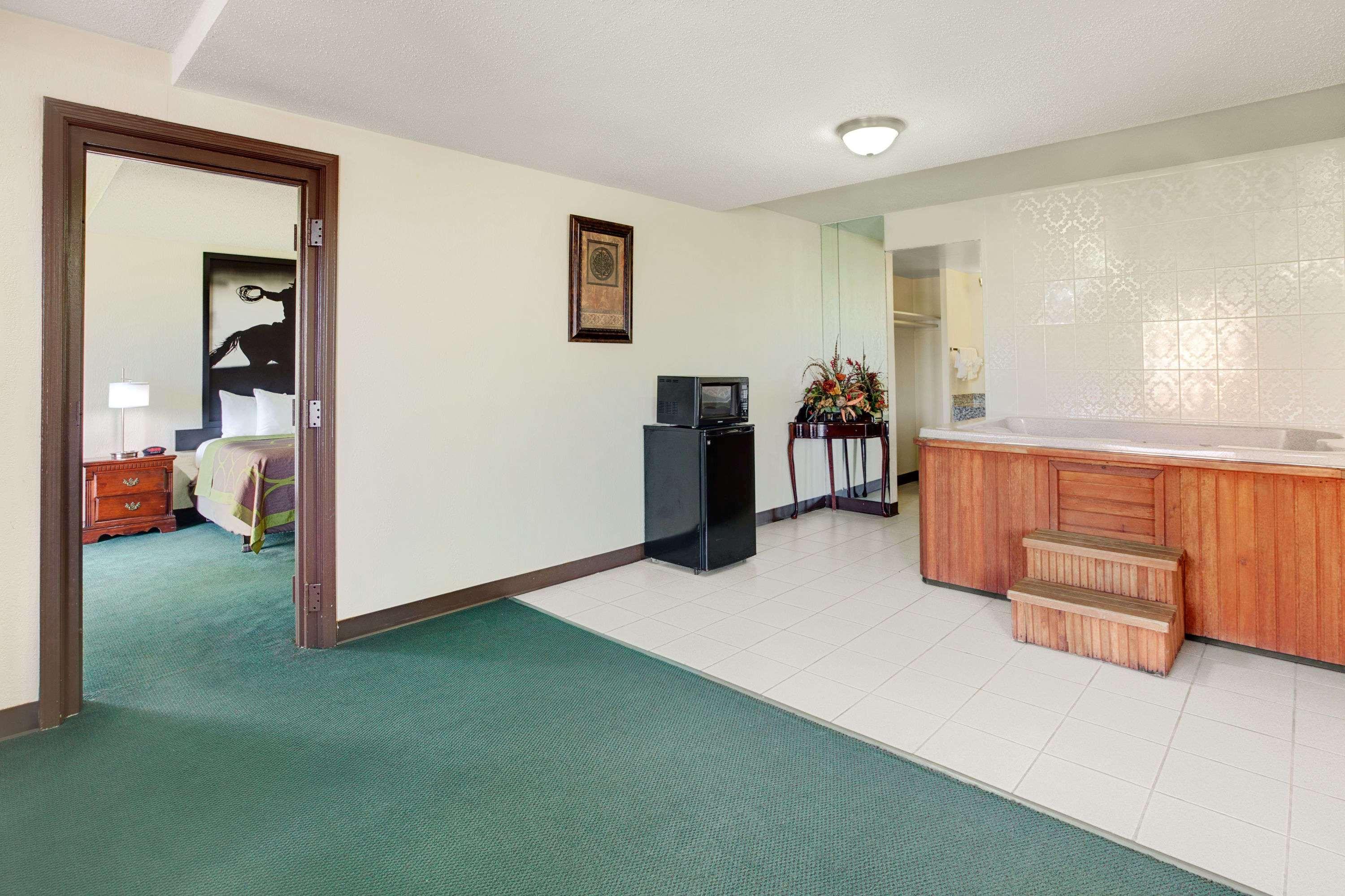 Hotel Super 8 By Wyndham Norman Exterior foto